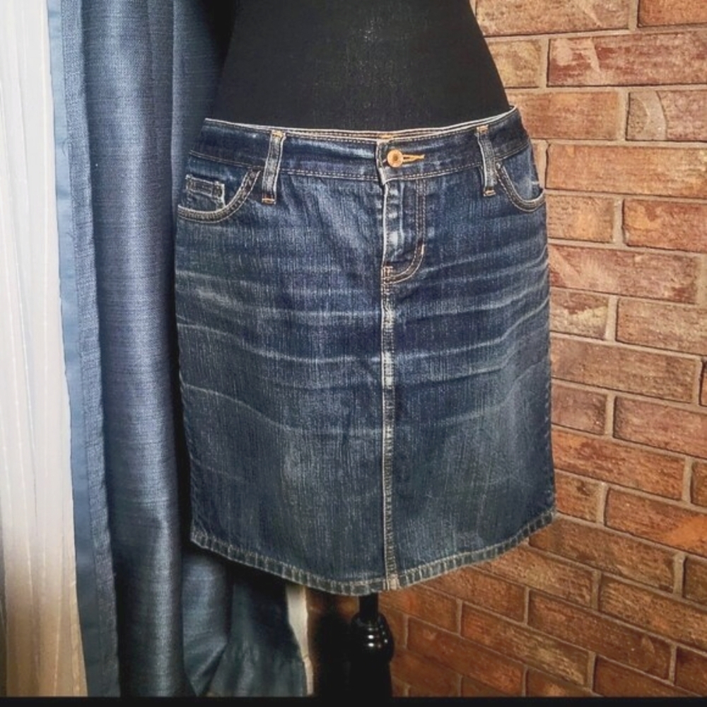 Y2K GAP 1969 Limited Edition Distressed Wash Denim Mini Skirt - Size 10